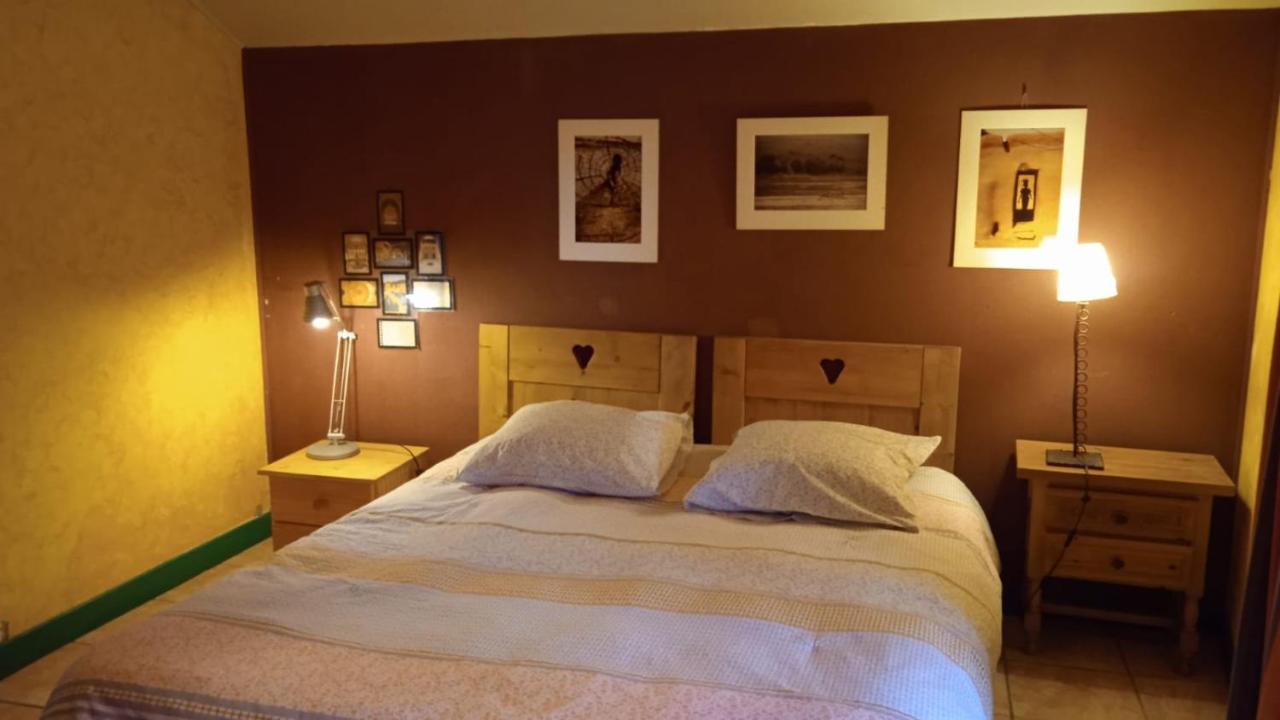 Le Mas Franc Bed & Breakfast Enveitg Eksteriør bilde