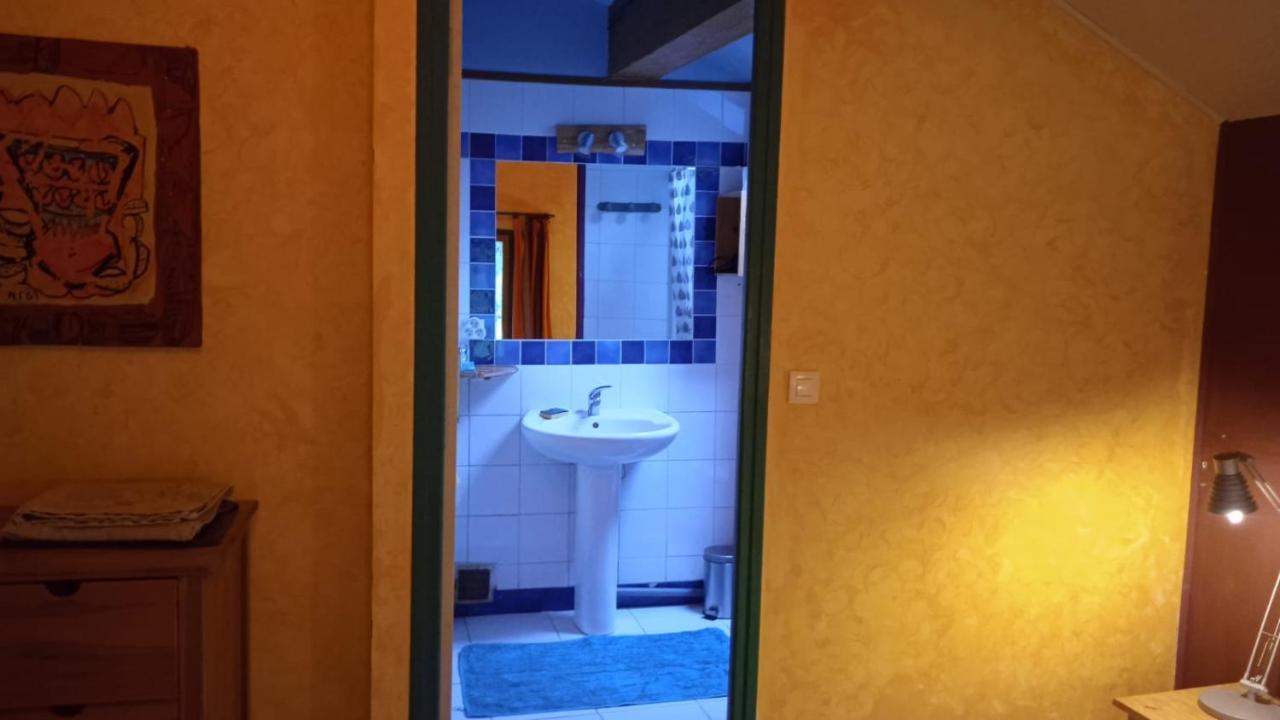 Le Mas Franc Bed & Breakfast Enveitg Eksteriør bilde